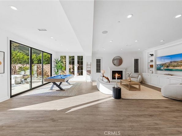 111 great oak, Irvine CA 92602