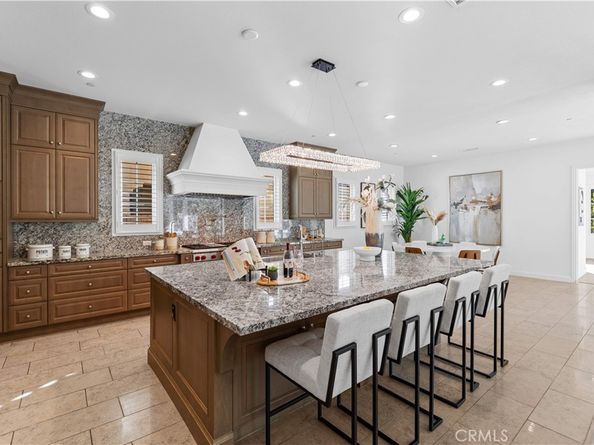 111 great oak, Irvine CA 92602