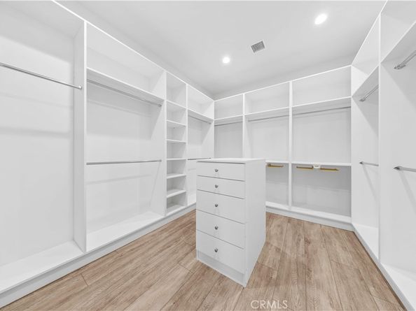 111 great oak, Irvine CA 92602