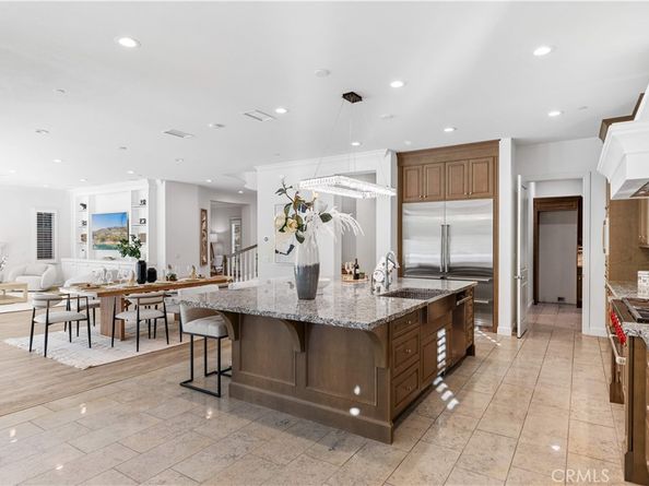 111 great oak, Irvine CA 92602