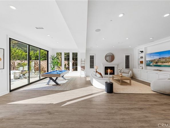 111 great oak, Irvine CA 92602