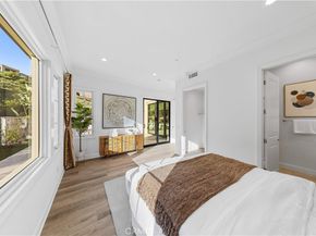 111 great oak, Irvine CA 92602