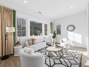 111 great oak, Irvine CA 92602