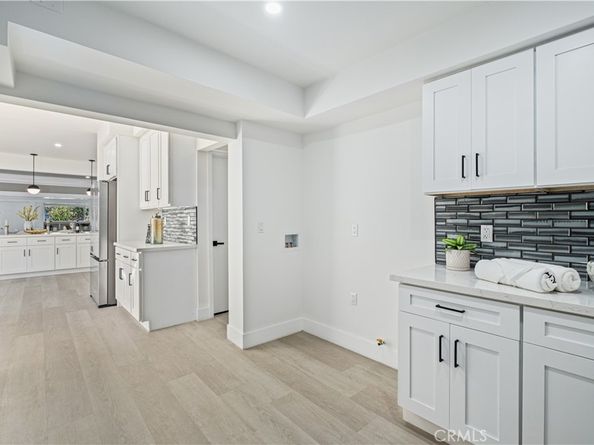 2410 8th Avenue, Los Angeles CA 90018