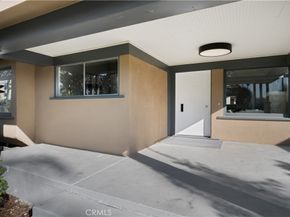 2410 8th Avenue, Los Angeles CA 90018