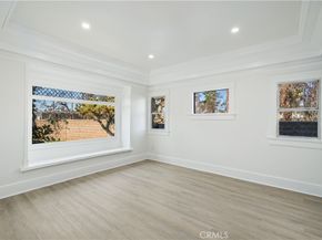 2410 8th Avenue, Los Angeles CA 90018