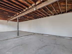 2410 8th Avenue, Los Angeles CA 90018