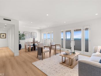 1200 E Ocean Boulevard