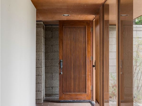 1878 Tahiti Drive, Costa Mesa CA 92626
