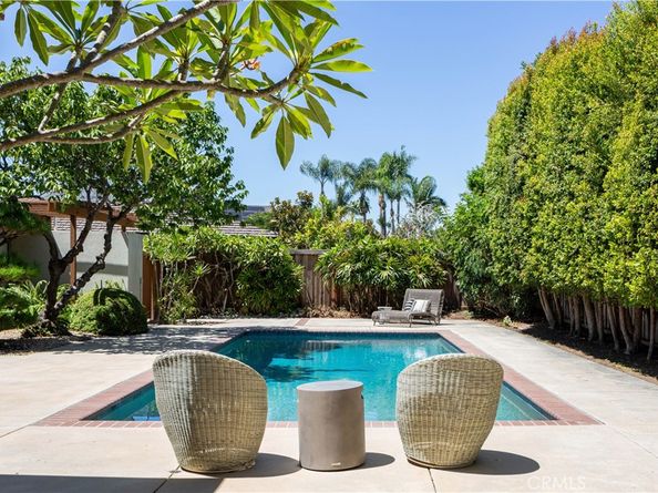 1878 Tahiti Drive, Costa Mesa CA 92626