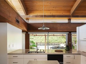 1878 Tahiti Drive, Costa Mesa CA 92626