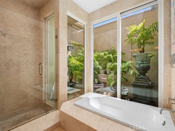 5 Rue Marseille, Newport Beach CA 92660
