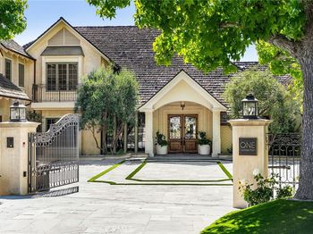 1 Cypress Point Lane