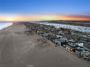 706 W Oceanfront, Newport Beach CA 92661