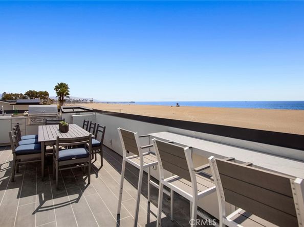 706 W Oceanfront, Newport Beach CA 92661