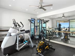 706 W Oceanfront, Newport Beach CA 92661