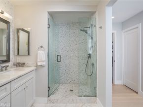 410 1/2 Poinsettia Avenue, Corona Del Mar CA 92625