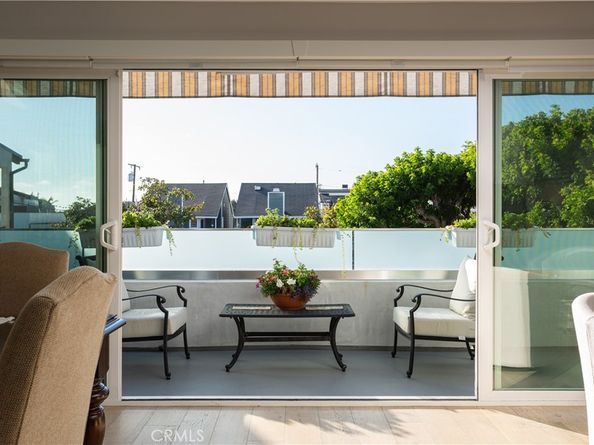 410 1/2 Poinsettia Avenue, Corona Del Mar CA 92625