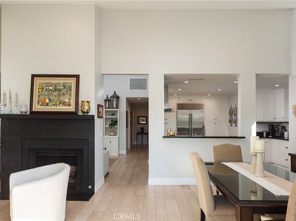 410 1/2 Poinsettia Avenue, Corona Del Mar CA 92625
