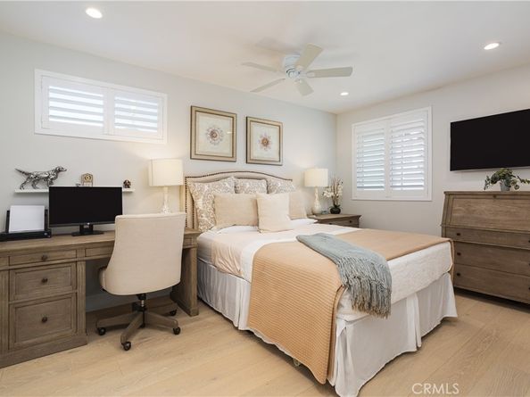 410 1/2 Poinsettia Avenue, Corona Del Mar CA 92625