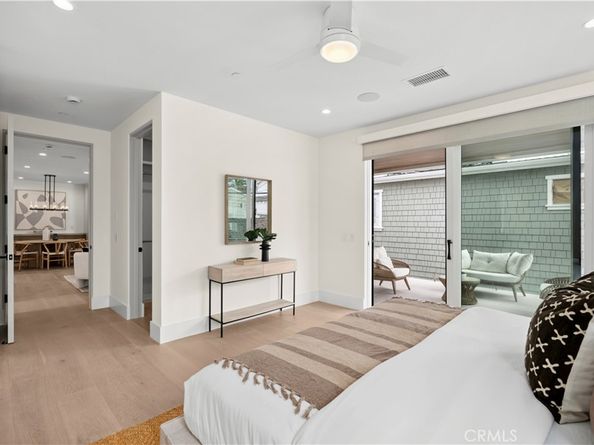 516 1/2 Larkspur (Rear Home) Avenue, Corona Del Mar CA 92625