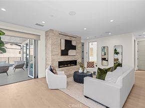 516 1/2 Larkspur (Rear Home) Avenue, Corona Del Mar CA 92625