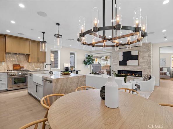 516 1/2 Larkspur (Rear Home) Avenue, Corona Del Mar CA 92625