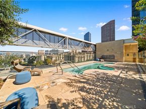 877 Francisco Street 2503, Los Angeles CA 90017