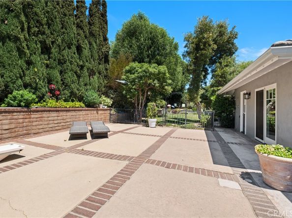 12261 Browning Avenue, North Tustin CA 92705