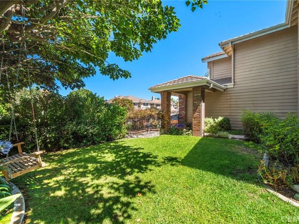 2811 N Roxbury Street, Orange CA 92867