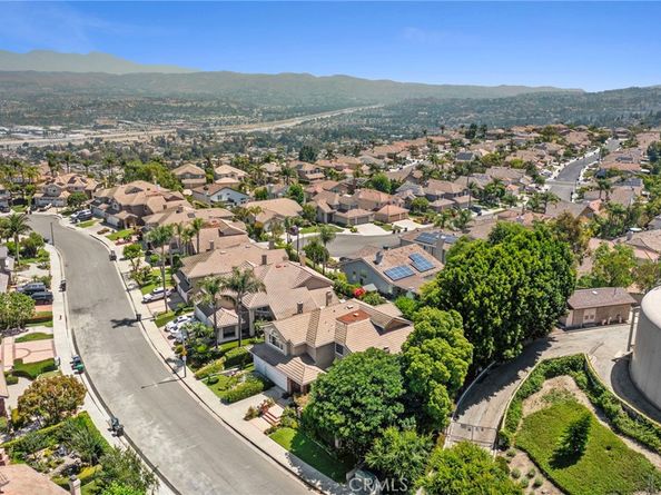 2811 N Roxbury Street, Orange CA 92867