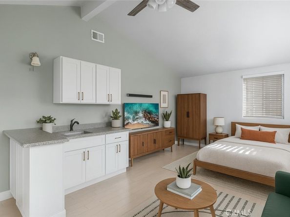 259 62nd, Newport Beach CA 92663