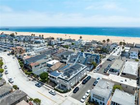 825 W Bay Avenue B, Newport Beach CA 92661