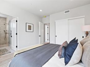 825 W Bay Avenue B, Newport Beach CA 92661