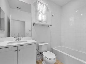 82 Meander Street, Irvine CA 92620