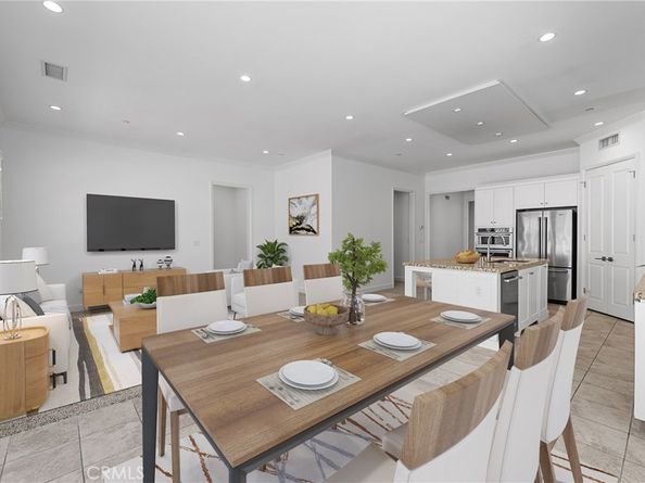 82 Meander Street, Irvine CA 92620