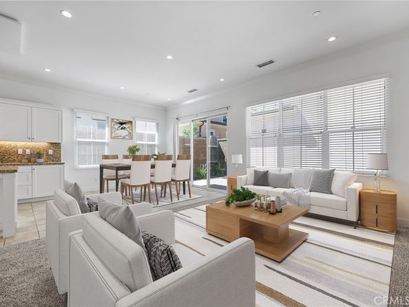 82 Meander Street, Irvine CA 92620