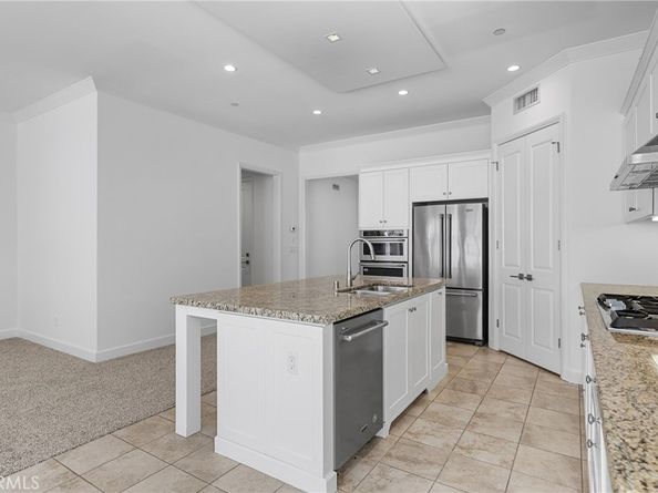 82 Meander Street, Irvine CA 92620