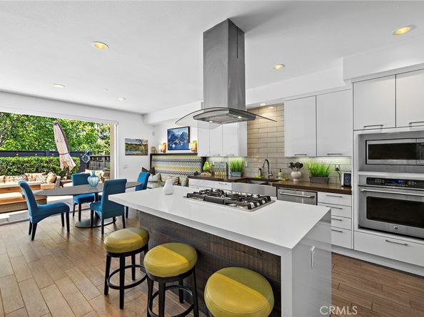 1289 Westreef, Costa Mesa CA 92627