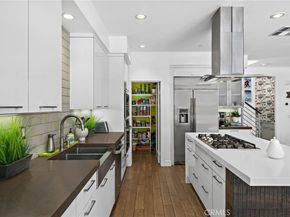 1289 Westreef, Costa Mesa CA 92627