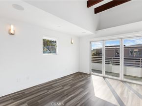 2618 Cove Street, Corona Del Mar CA 92625