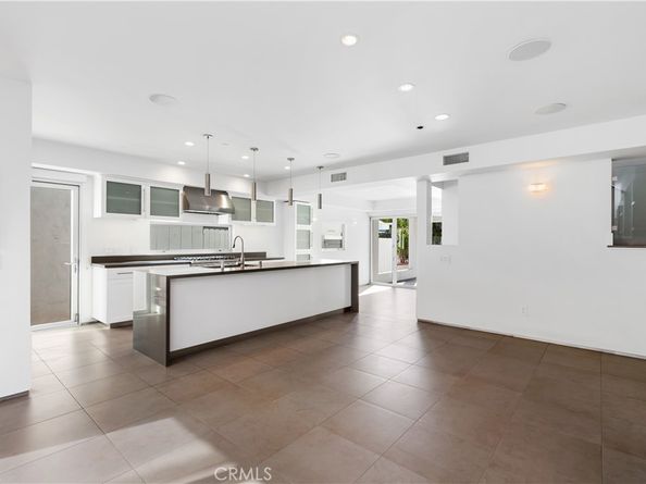 2618 Cove Street, Corona Del Mar CA 92625