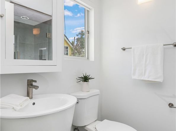 2618 Cove Street, Corona Del Mar CA 92625