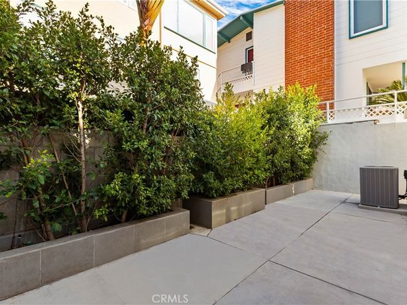 2618 Cove Street, Corona Del Mar CA 92625