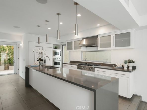 2618 Cove Street, Corona Del Mar CA 92625