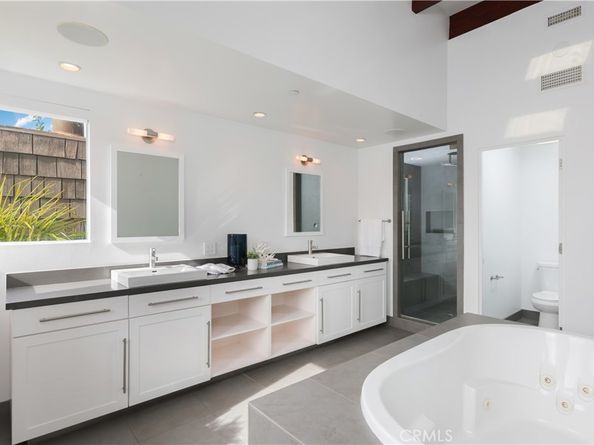 2618 Cove Street, Corona Del Mar CA 92625