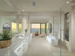 33 Bay Drive, Laguna Beach CA 92651