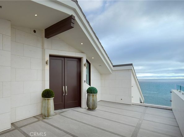 33 Bay Drive, Laguna Beach CA 92651