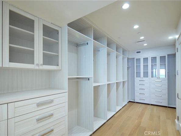 33 Bay Drive, Laguna Beach CA 92651