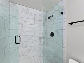 2352 Altisma Way 15, Carlsbad CA 92009